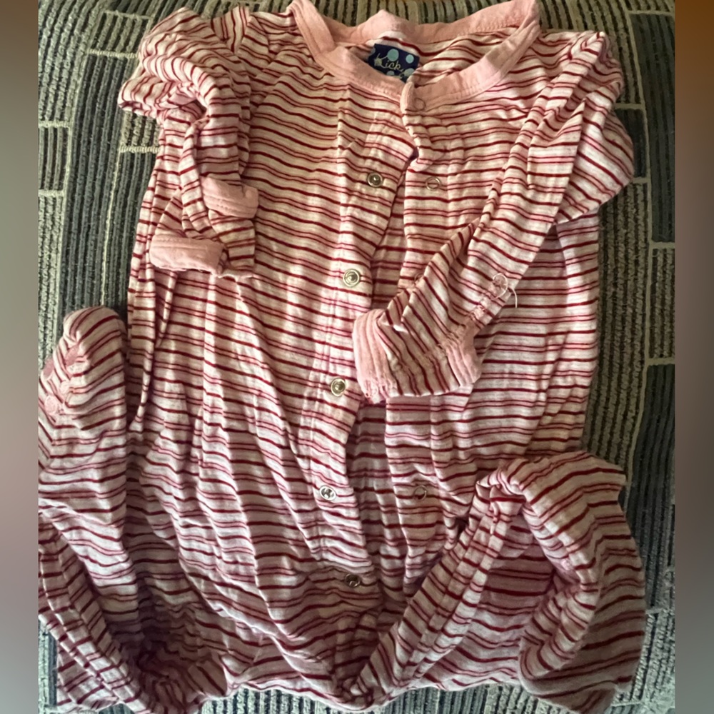 kickee’s pants onsie! soft silky onsie side 3-6 mos.